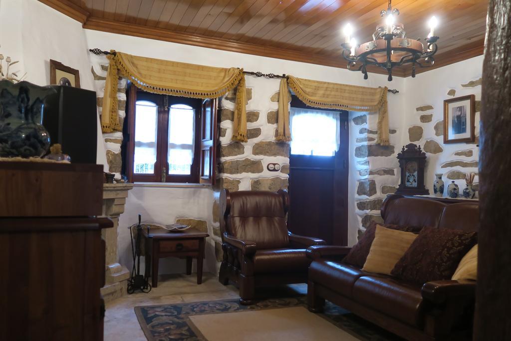 Noz Por Ca... Turismo Em Espaco Rural Alcaria  Exterior foto